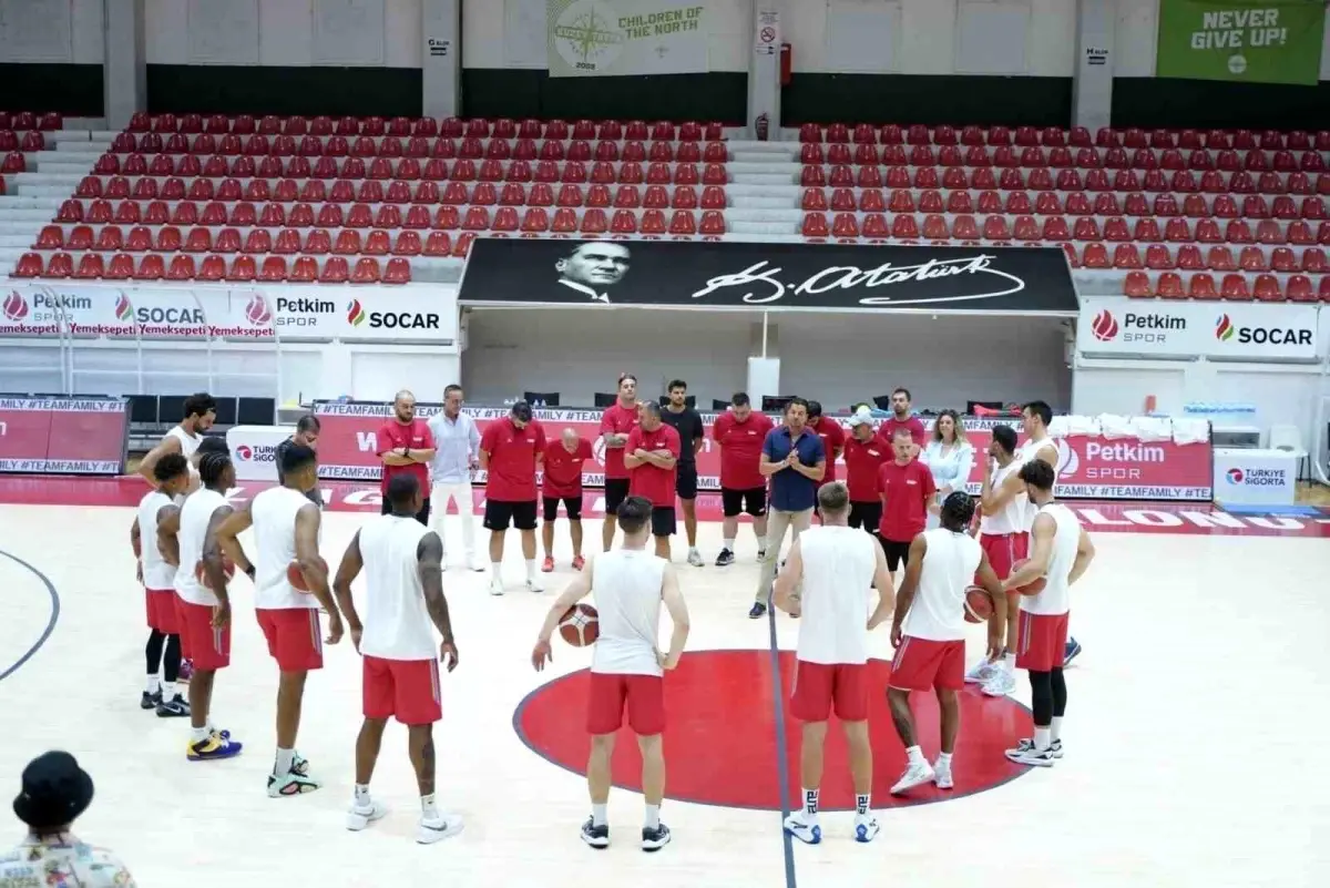 aliaga-petkimspor-yabanci-basantrenor-arayisina-girdi-ydGJBGOF.jpg