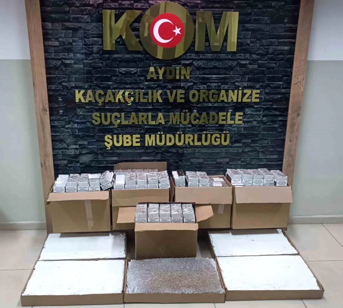 aydinda-kacak-tutun-operasyonu-77-bin-500-dolu-makaron-ele-gecirildi-K6AtmDEz.jpg