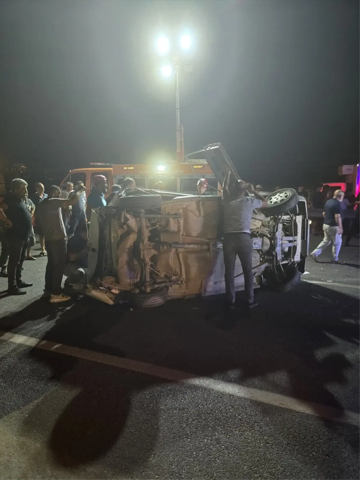 aydinda-trafik-kazasi-3-yarali-sX2GDppX.jpg