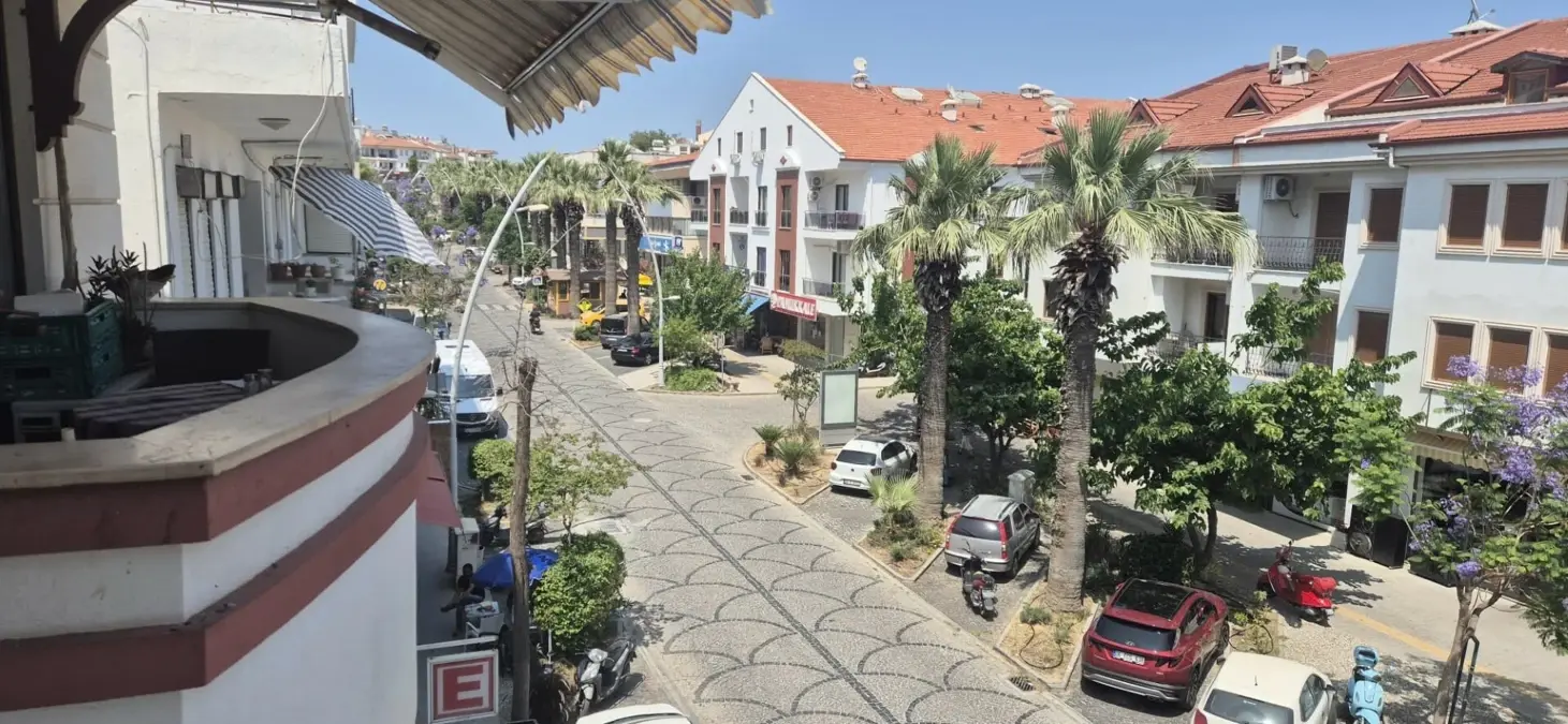 ege-denizinde-5-buyuklugunde-sarsinti-fSRlOrZb.jpg