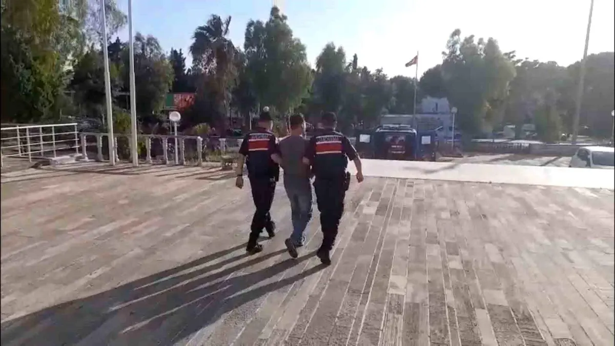 focadaki-orman-yanginiyla-ilgili-4-kuskulu-gozaltina-alindi-dzdDi5pm.jpg