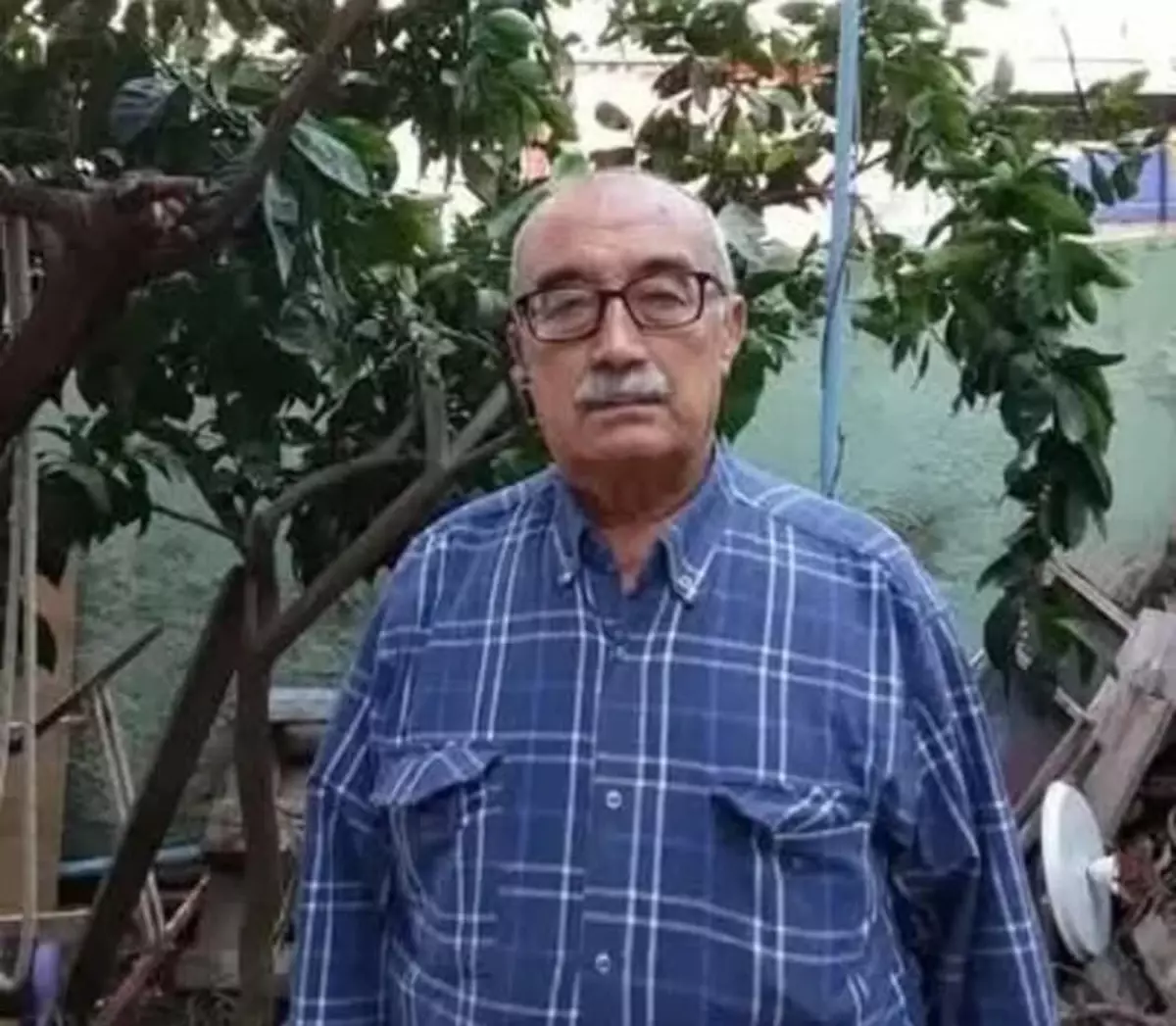 izmirde-tartisma-kanli-bitti-cift-intihar-etti-SbSHfN6M.jpg