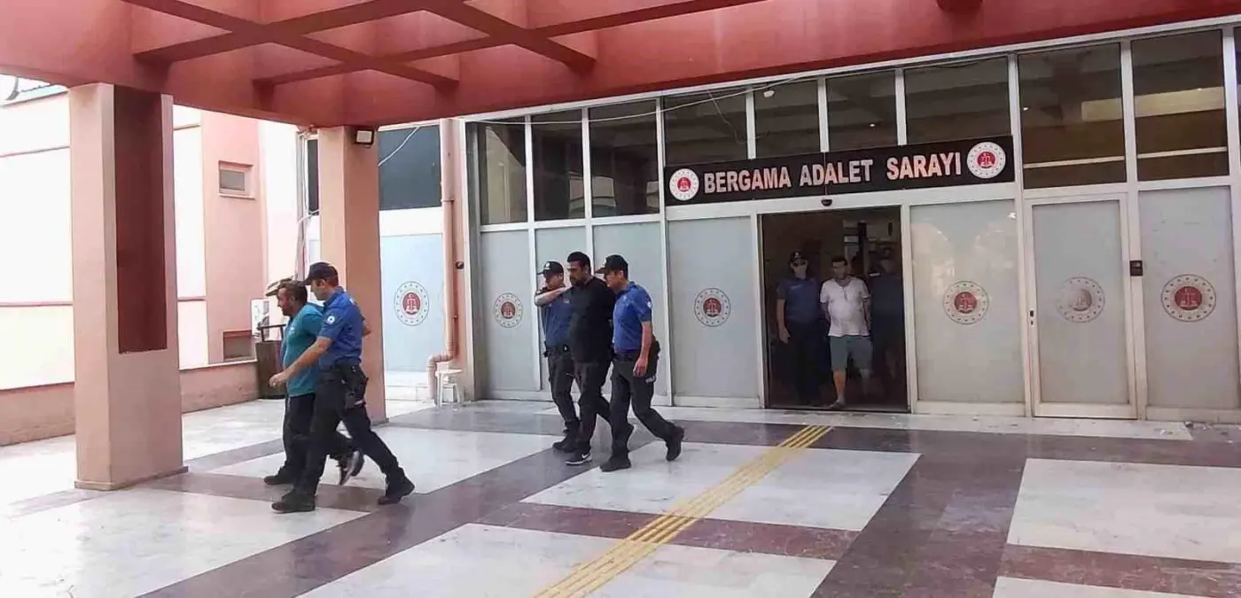 izmirde-uyusturucu-cetesi-operasyonu-3-kuskulu-tutuklandi-5YwaBrb2.jpg