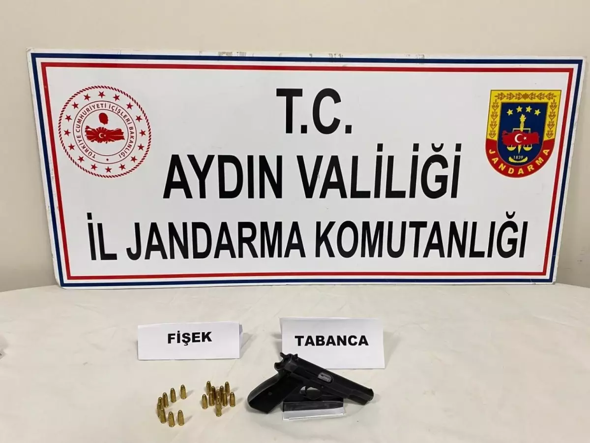 kocarlida-ruhsatsiz-silah-operasyonu-uc-tufek-ele-gecirildi-esI6NuM1.jpg