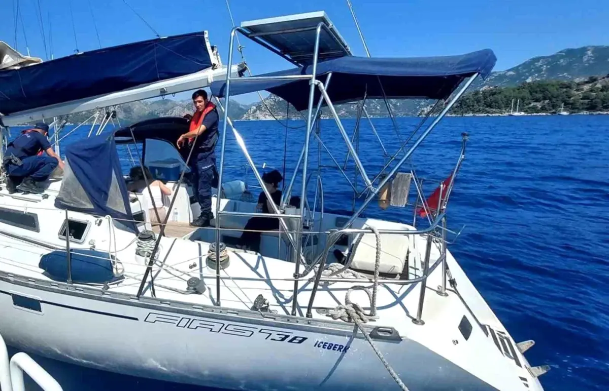 marmaris-aciklarinda-38-sistemsiz-gocmen-ve-2-kacakci-yakalandi-UA1ucbFT.jpg