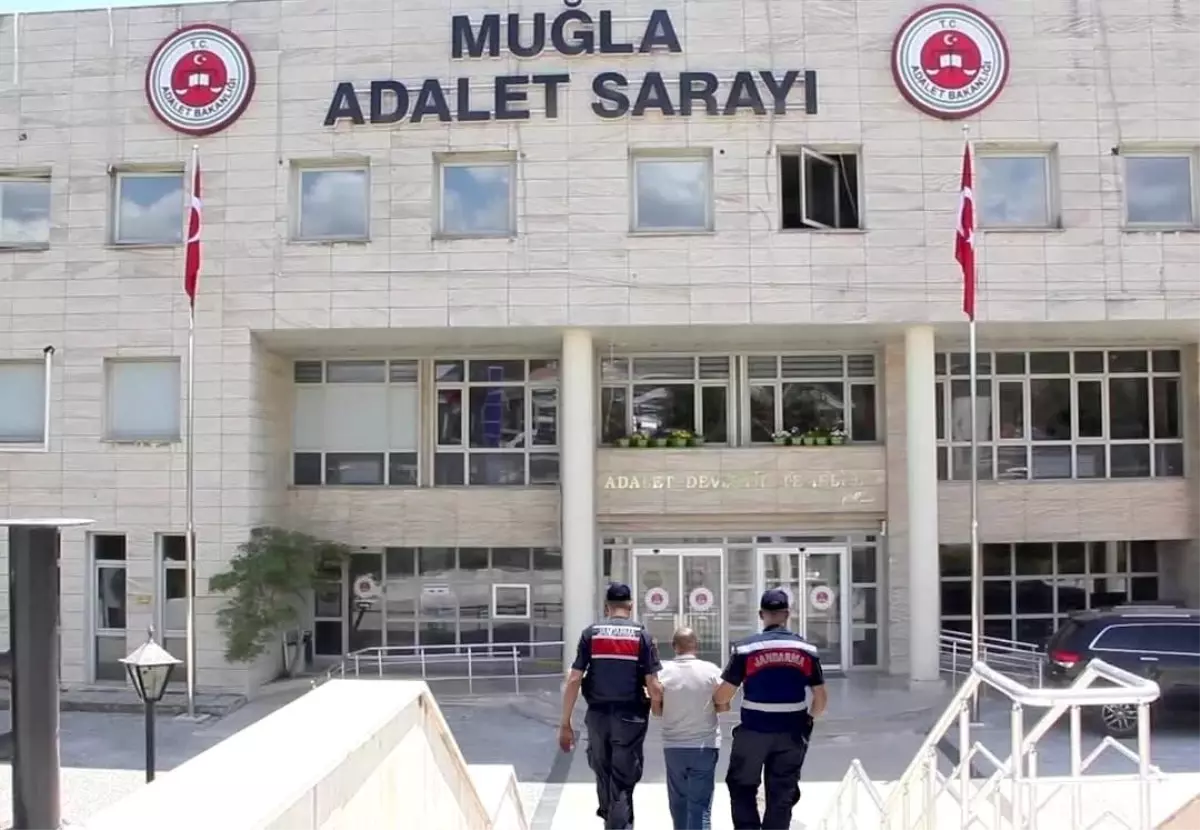 muglada-dolandiricilik-hatasindan-aranan-sahis-yakalandi-OapLxR6R.jpg
