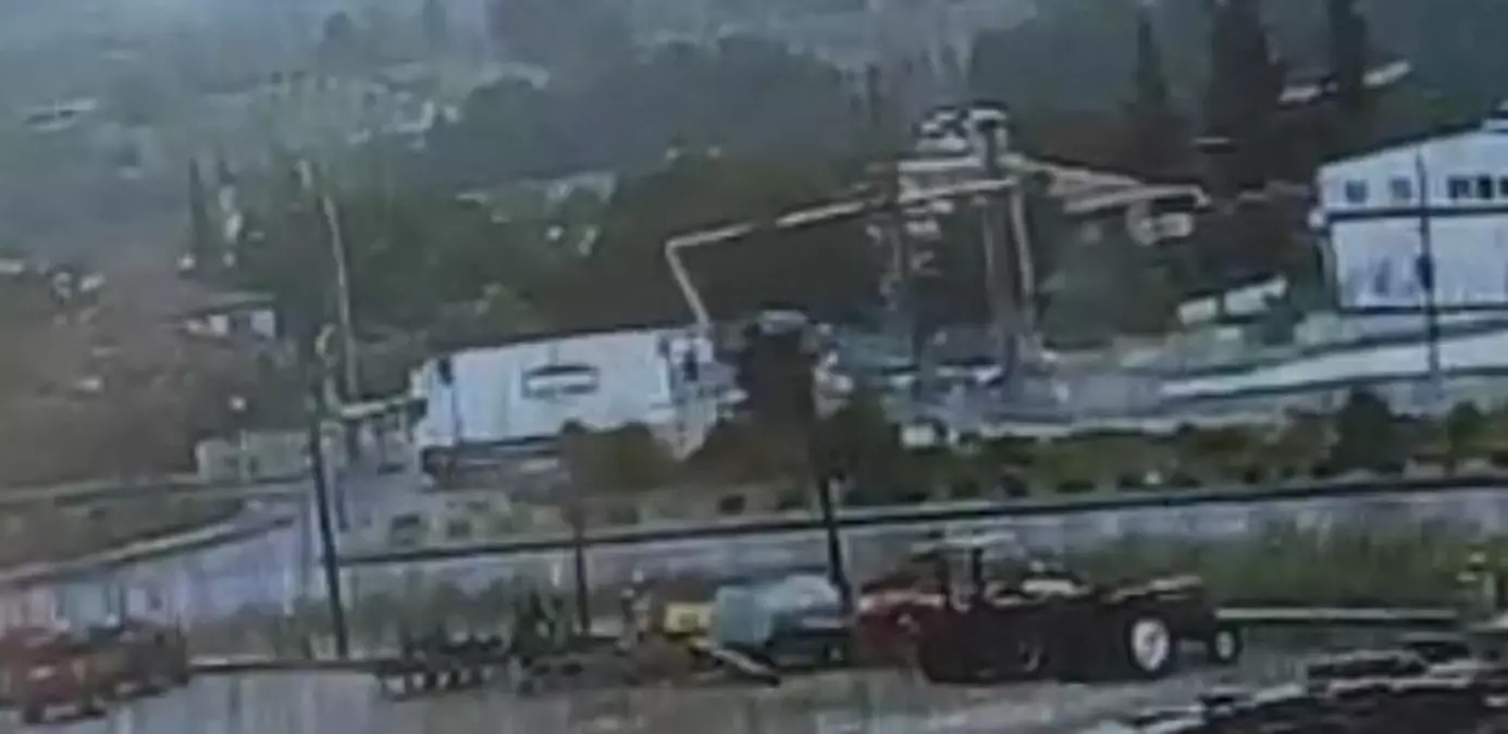 muglada-trafik-kazasi-sofor-hayatini-kaybetti-3-agir-yarali-9U7Un9zS.jpg