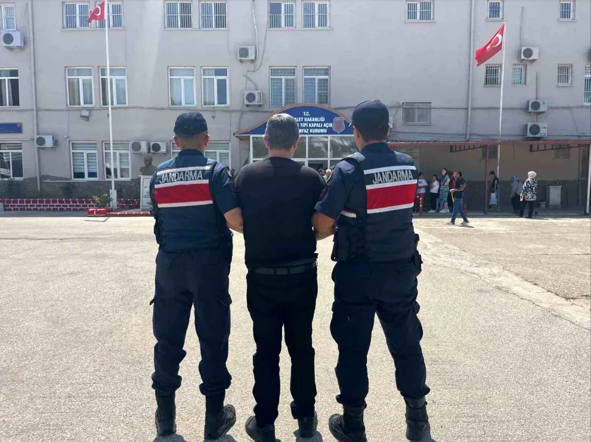 nazillide-hakkinda-10-yil-8-ay-mahpus-ceza-alan-sahis-yakalandi-cFWqkZe8.jpg