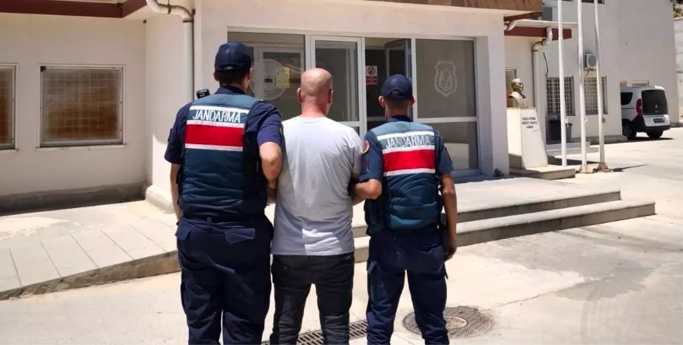 aydinda-jandarma-operasyonu-4-aranan-sahis-yakalandi-T5FGm6gM.jpg