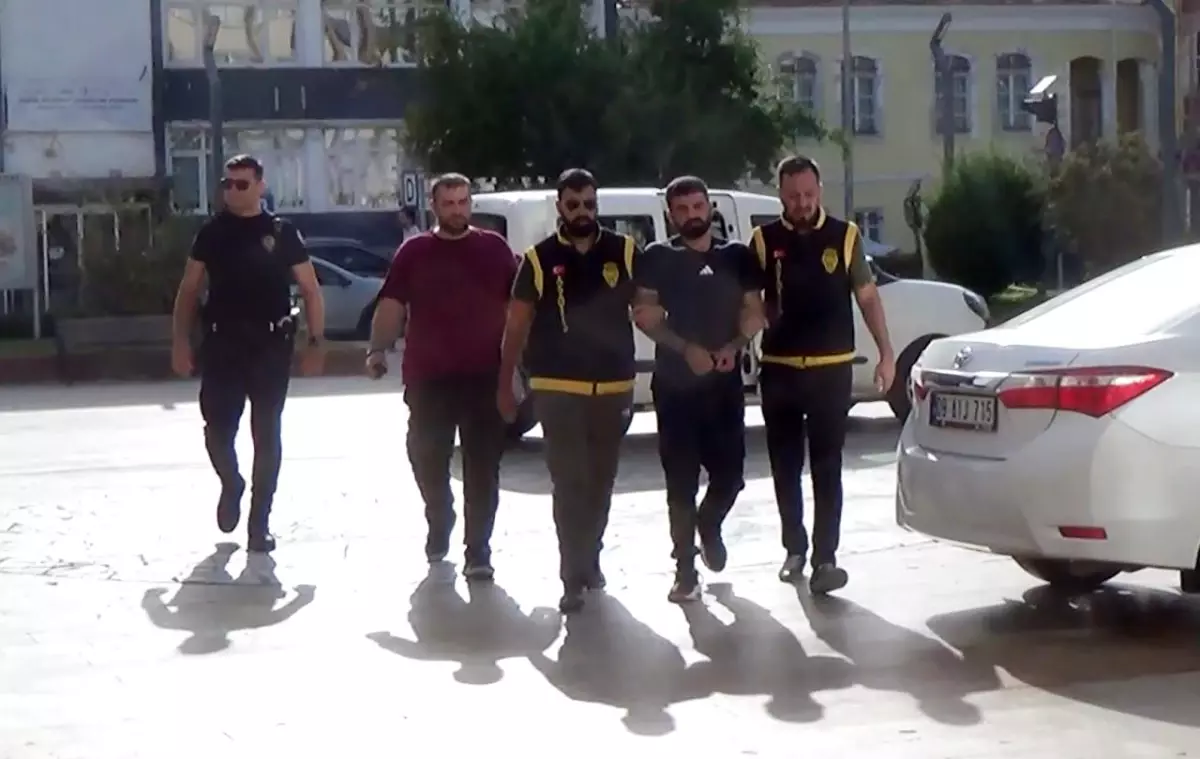 cezaevi-firarisi-aydinda-bicakla-yaralamisti-yakalandi-16gwUP47.jpg