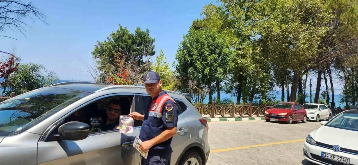 kusadasinda-orman-yanginlarina-karsi-bilgilendirme-faaliyeti-w4EYQllA.jpg