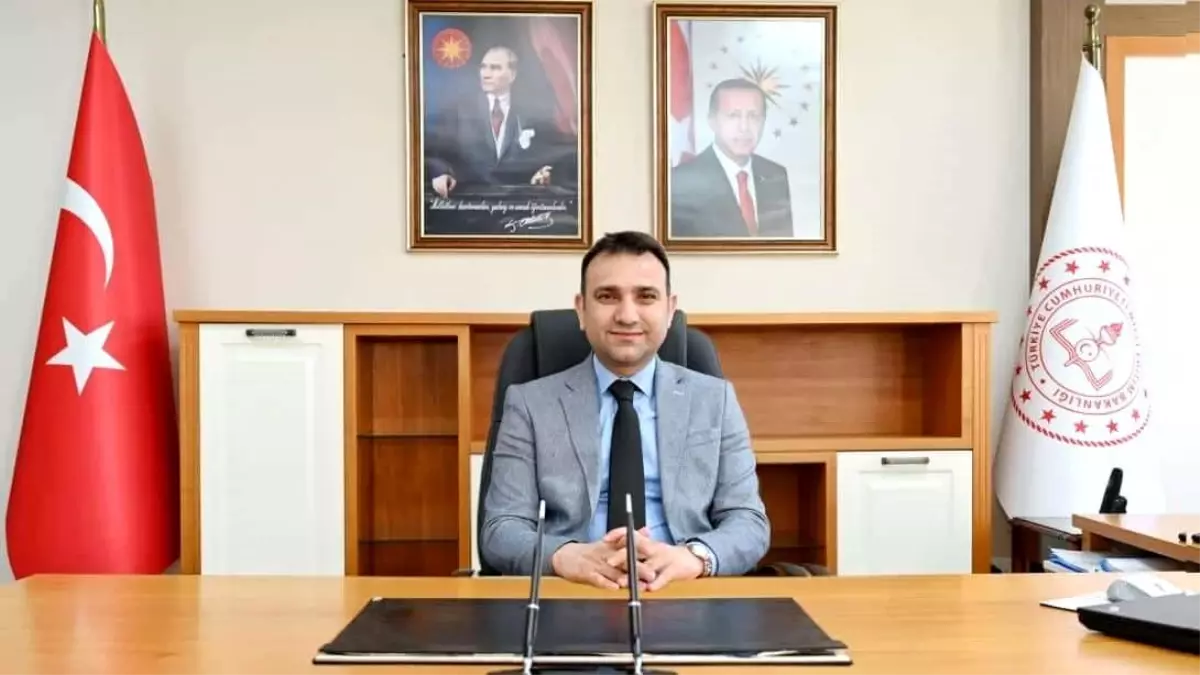 mehmet-yigit-aydin-vilayet-ulusal-egitim-muduru-olarak-gorevine-basladi-1CtwTeGD.jpg