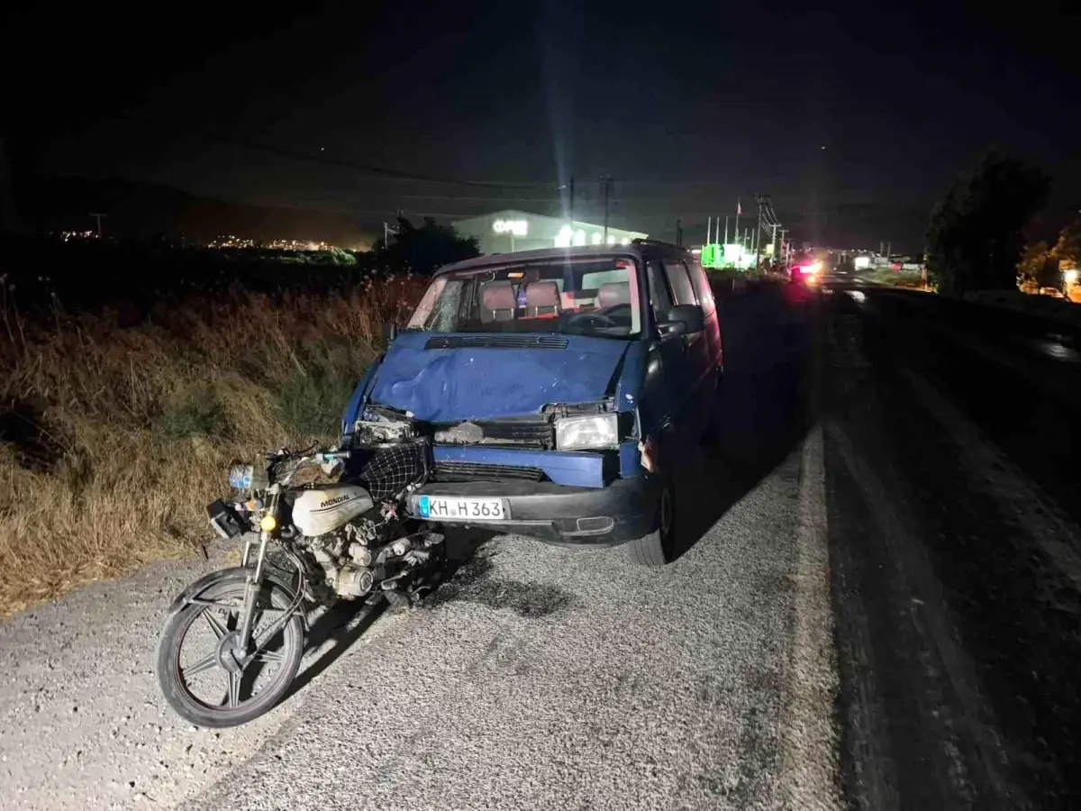 sokede-trafik-kazasi-3-yarali-2IfUlKEh.jpg
