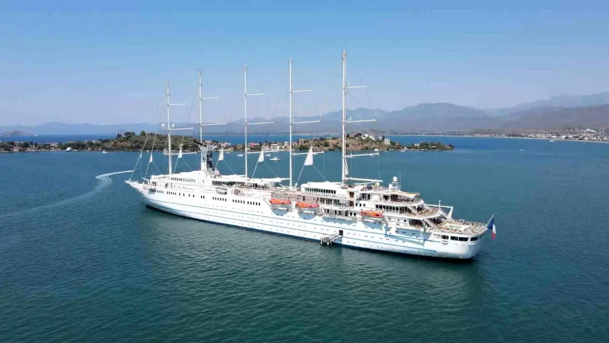 club-med-2-yelkenli-gemisi-fethiyeye-geldi-Oc8WNp42.jpg