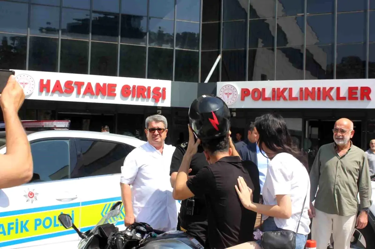 marmariste-motosiklet-kazalarina-dikkat-kask-kullanimi-hayati-degerde-7QW7PYrA.jpg