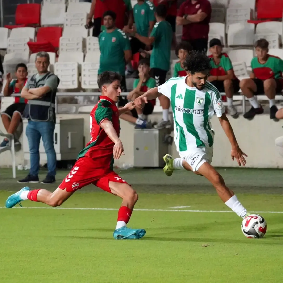 muglaspor-hazirlik-macinda-karsiyakaya-1-0-yenildi-iHvKSe2V.jpg