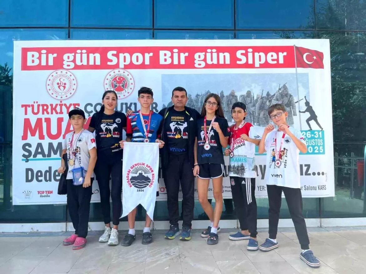 aydinli-atletler-karsta-muaythai-turkiye-sampiyonasinda-madalyalarla-dondu-eOKIPWjl.jpg