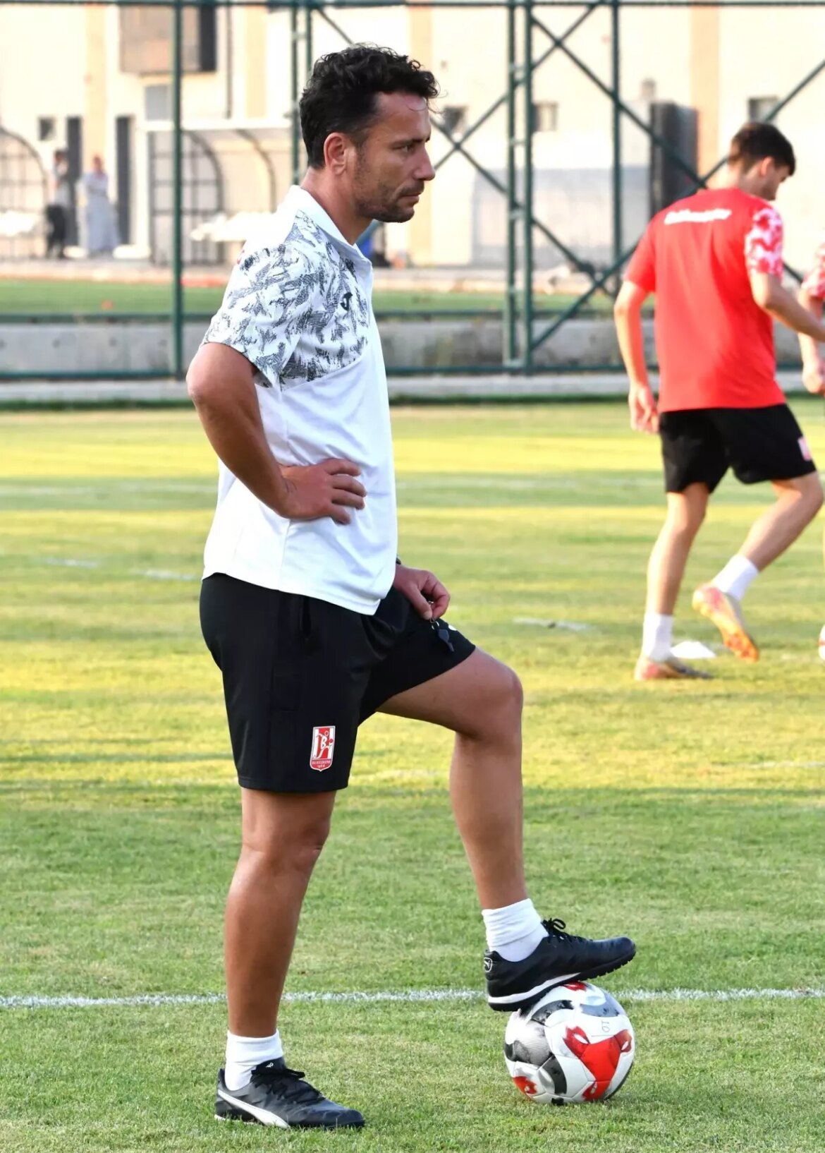 balikesirsporun-amaci-ilerleyen-maclarda-galibiyet-xkGgndFF.jpg