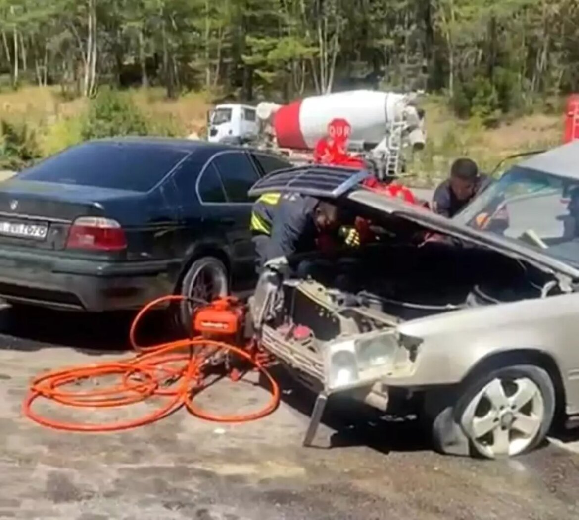 fethiye-dalaman-yolunda-trafik-kazasi-1-meyyit-3-yarali-enwFnMHh.jpg